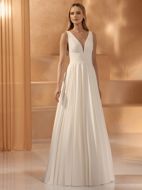 Brautkleid_schlicht_Satin_Brautkleider_Brautmode_Brautmodengeschäft_Sachsen